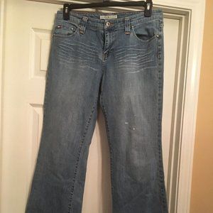 Tommy Hilfiger Women's Size 12 Low Rise Flare Blue Jeans GUC